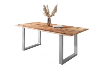 Baumkantentisch Akazie mit schwarzen Resin-Adern naturfarben 240 x 100 cm U-Gestell silber POLLY