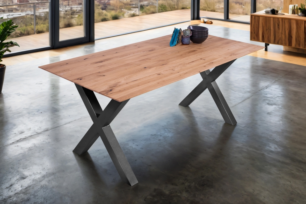 Esszimmertisch Schweizer Kante eckig massiv & geölt Eiche 200x100 schwarz X-Gestell Lotte itemprop=
