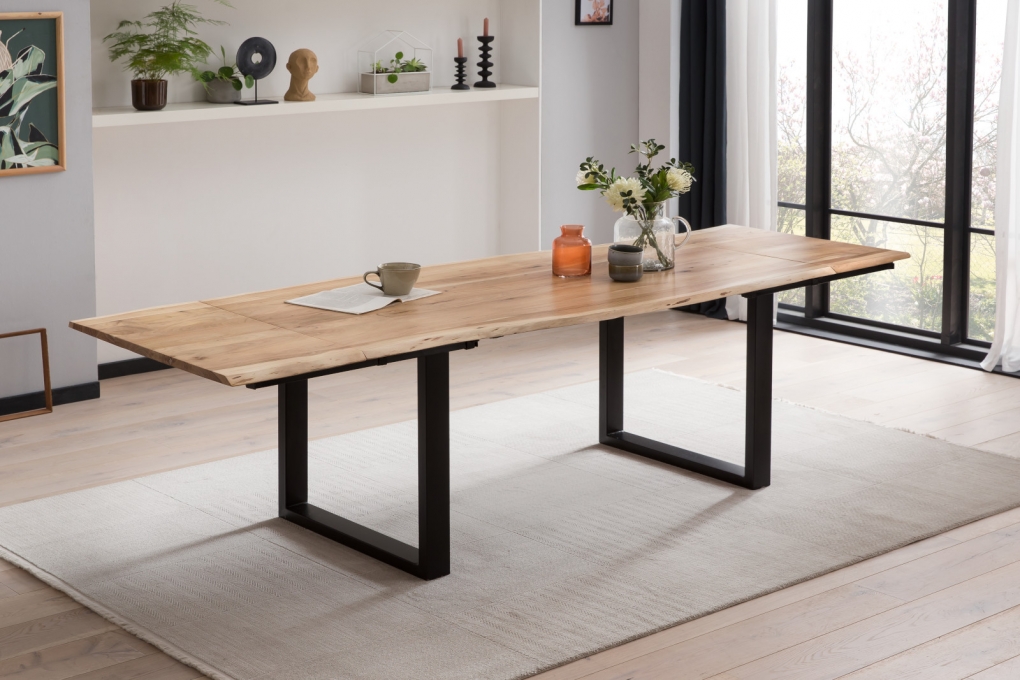 Esstisch Baumkante Akazie natur 220(320)x100 Ansteckplatten schwarz PAULO itemprop=