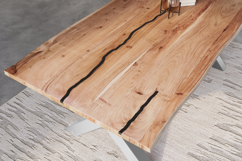Baumkantentisch Akazie mit schwarzen Resin-Adern naturfarben 220 x 100 cm X-Gestell silber POLLY itemprop=