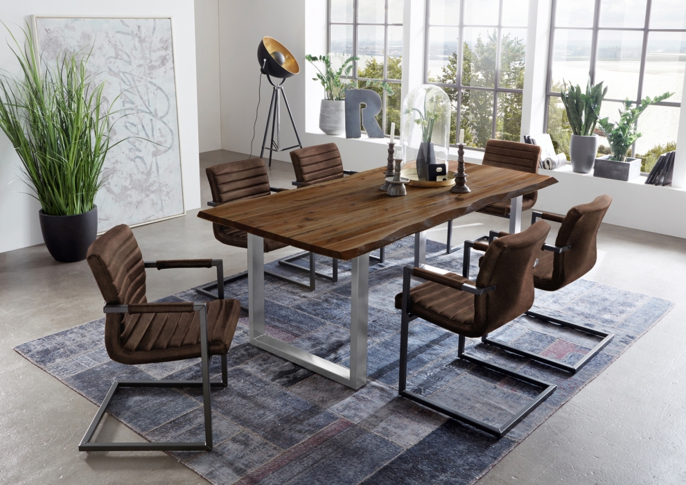 Essgruppe 160 cm Akazie nussbaum U-Gestell silber mit 6 Stühlen wildleder NOAH itemprop=