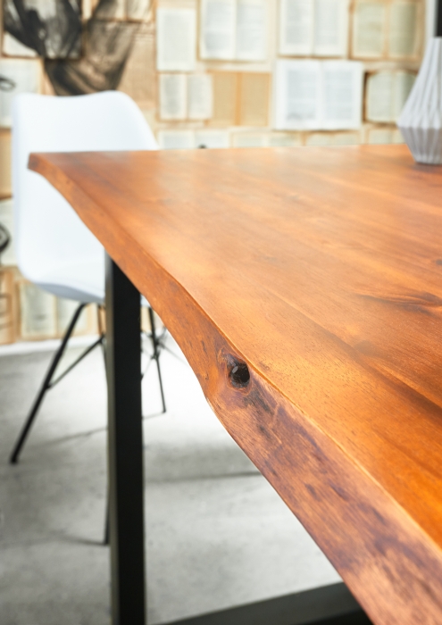  Esstisch Baumkante massiv Akazie cognac 140 x 80 schwarz IMKA itemprop=