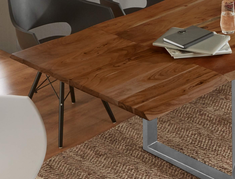 Esstisch Baumkante Akazie nuss 220(320)x100 Ansteckplatten silber ADINA itemprop=