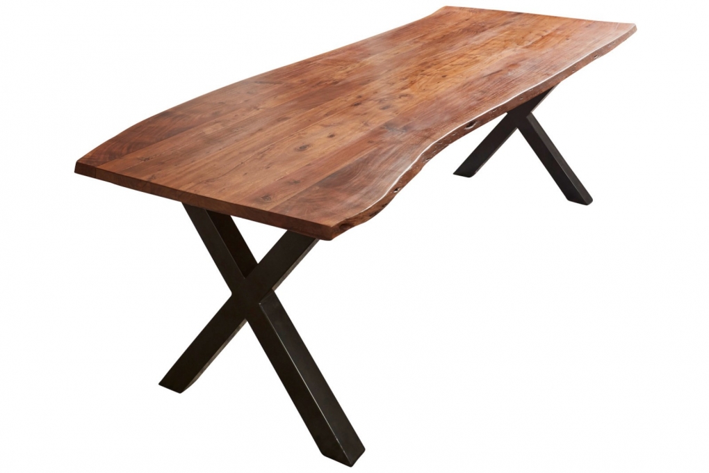  Esstisch Baumkante massiv Akazie nussbaum 220 x 100 X-Gestell schwarz XAVER itemprop=