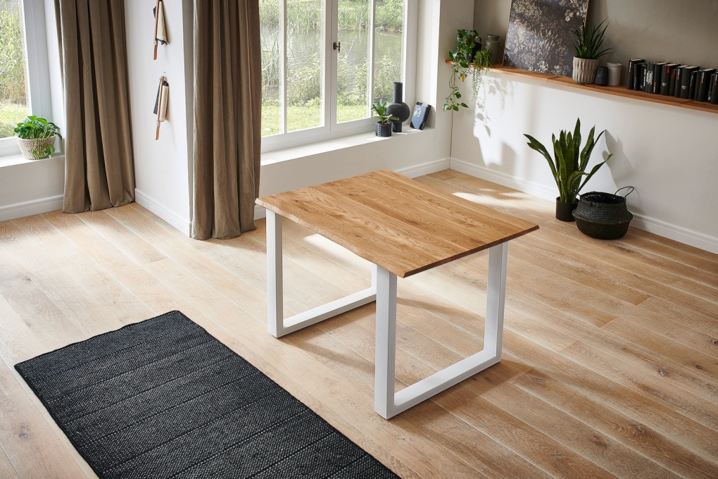  Esstisch Baumkante Massiv Wildeiche 80 x 80 weiß SESSA itemprop=