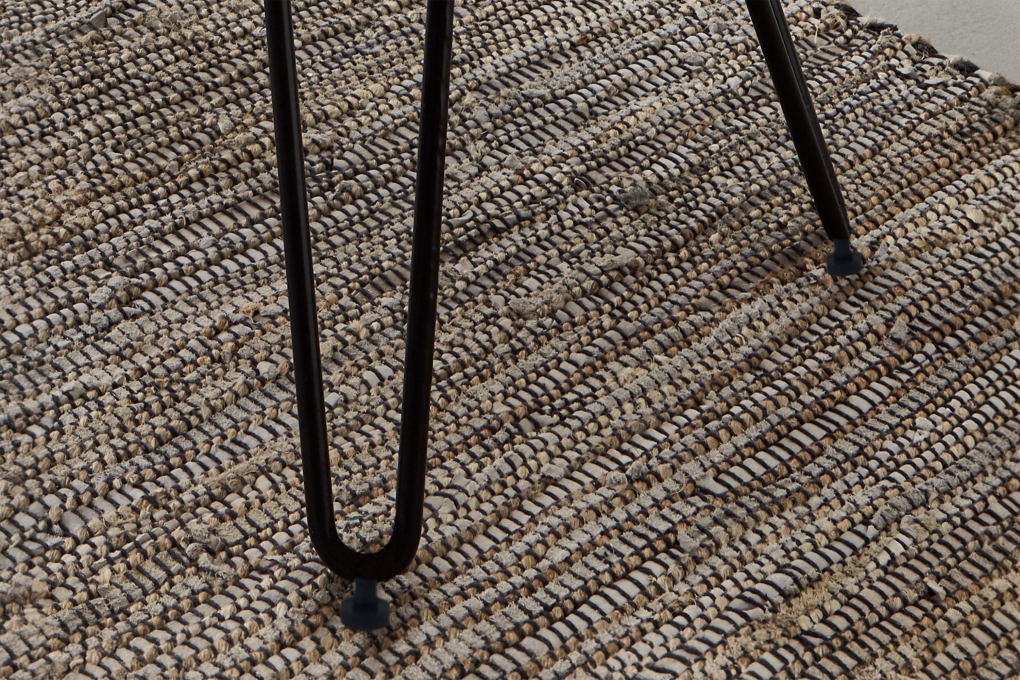 Couchtisch Beistelltisch Teakholz Hairpin-Gestell 100 x 40 x 40 cm schwarz ISANA itemprop=