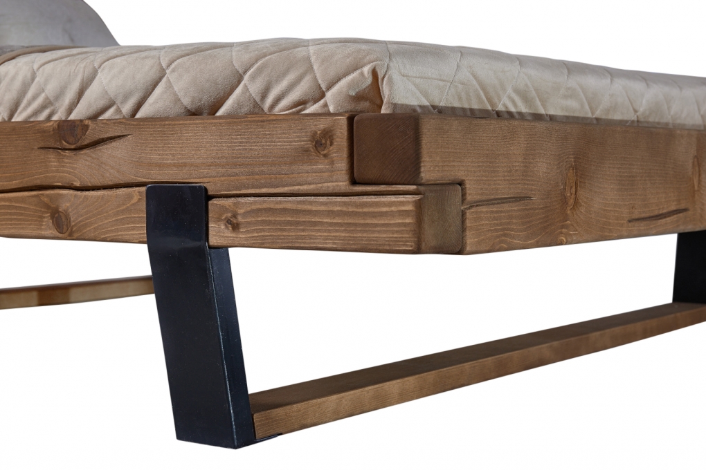 Balkenbett Massivholzbett 140x200 cm Fichte honigfarben FRIEDA itemprop=