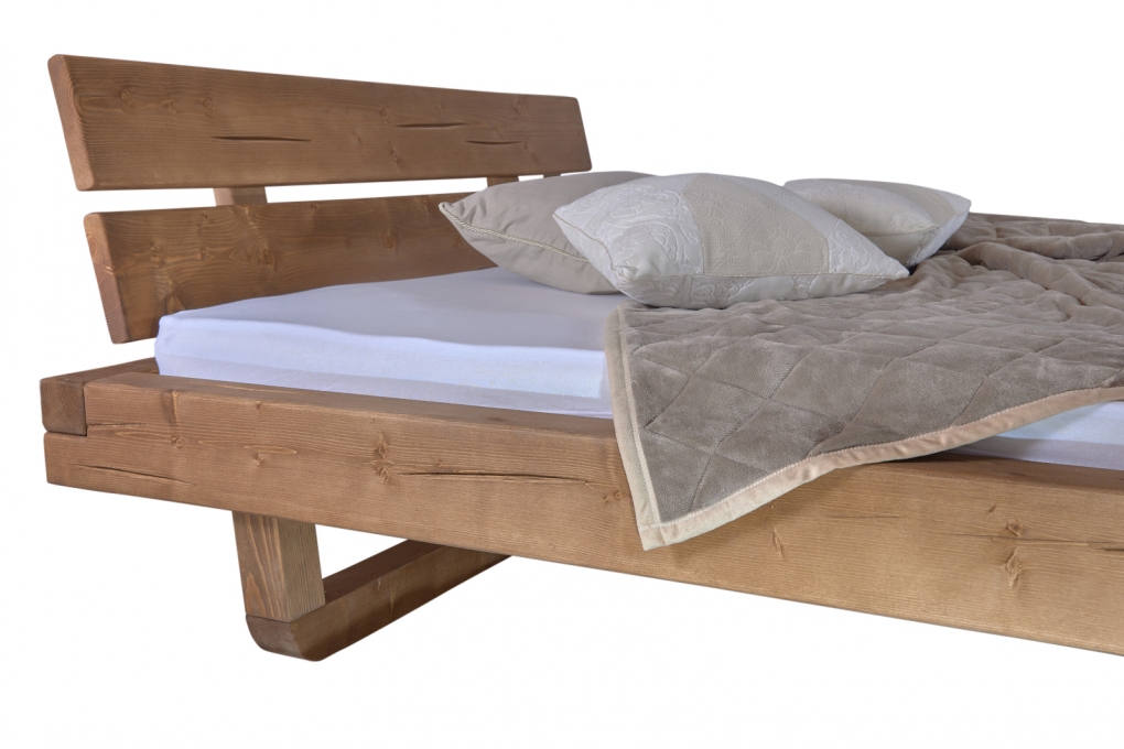 Balkenbett Massivholzbett 180x200 cm Fichte honigfarben SELMA itemprop=
