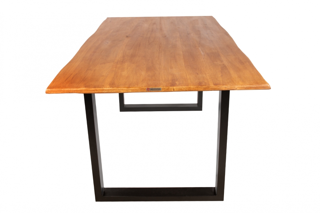 Baumkantentisch Hevea massiv eichefarben 140 x 80 cm U-Gestell schwarz MAILO itemprop=