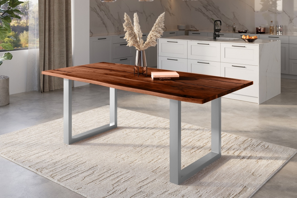 Baumkantentisch Akazie mit schwarzen Resin-Adern nussbaumfarben 200 x 100 cm U-Gestell silber POLLY itemprop=
