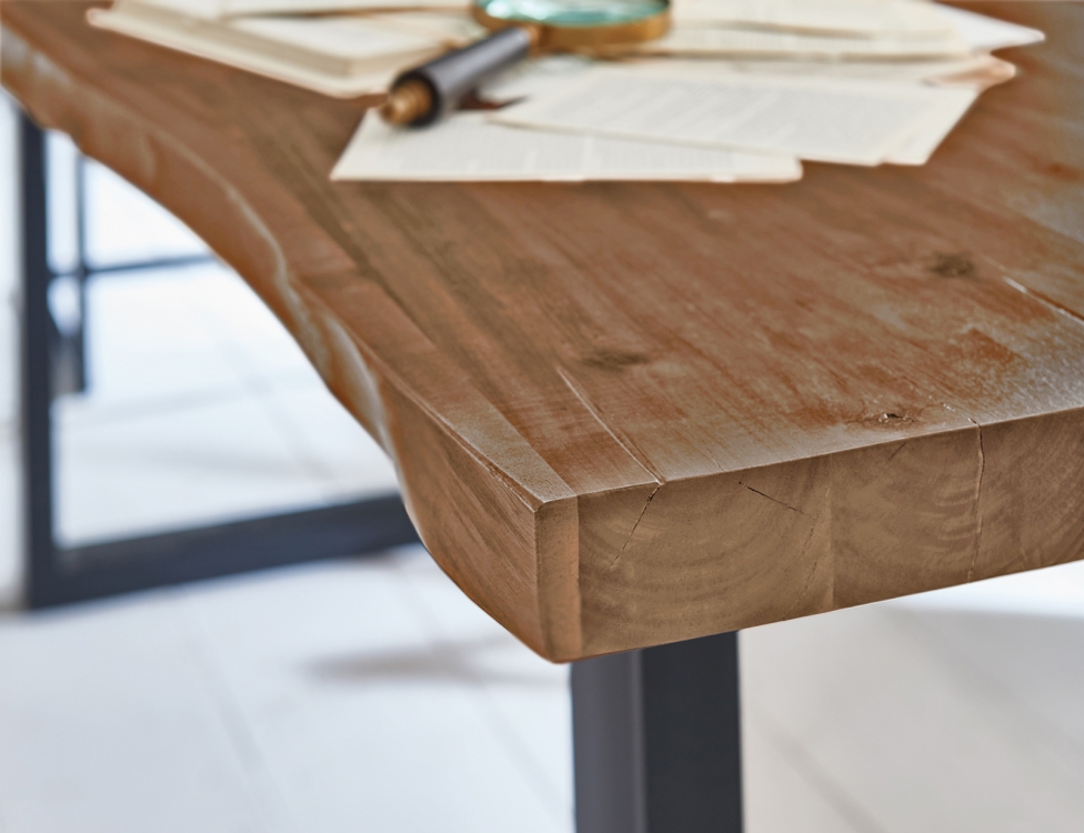 SAM® Baumkantentisch Esszimmer Tisch 180 cm massiv Akazie Milo Demnächst