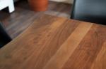 Esstisch Baumkante massiv Akazie Nussbaum 280 x 100 U-Gestell silber aufgedoppelte Tischplatte CALI