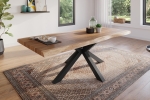 Esstisch Baumkante massiv Akazie natur 240 x 100 Spider-Gestell schwarz ATLAS