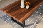 Esstisch Baumkante massiv Akazie nussbaumfarben 300 x 120 U-Gestell Metall schwarz TITAN