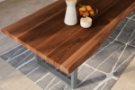 Esstisch Baumkante massiv Akazie nussbaumfarben 300 x 120 U-Gestell Metall silber TITAN