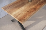 Esstisch Baumkante massiv Mango rough 260 x 100 X-Gestell schwarz ATLAS