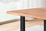 Baumkante Esstisch Indisches Rosenholz teakfarben  160x85 U-Gestell schwarz Lotti