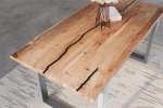 Baumkantentisch Akazie mit schwarzen Resin-Adern naturfarben 180 x 90 cm U-Gestell silber POLLY