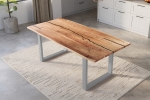 Baumkantentisch Akazie mit schwarzen Resin-Adern naturfarben 220 x 100 cm U-Gestell silber POLLY