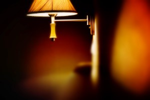 Mit Licht und Schatten im Schlafzimmer für Stimmung sorgen