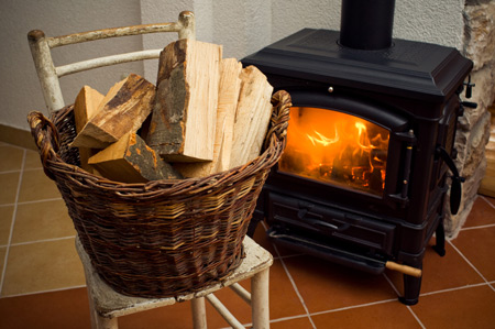 Holzasche aus dem Kamin kann verwendet werden